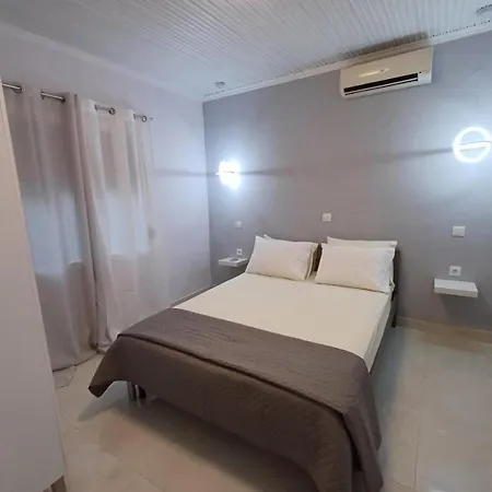 Angie'S House Sykia Villa Exterior photo